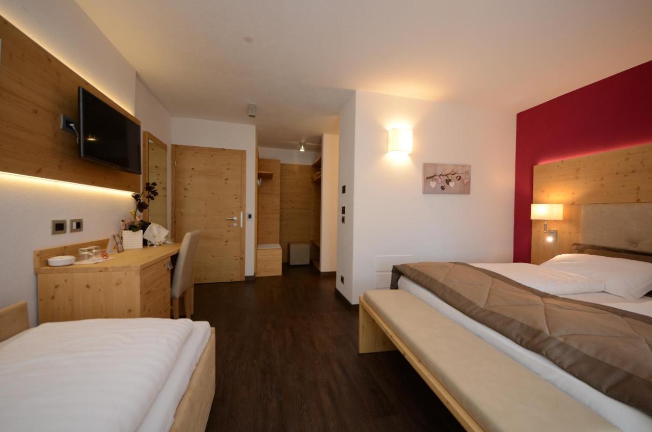 Family & Wellness Hotel Fontana Vigo di Fassa Exterior photo
